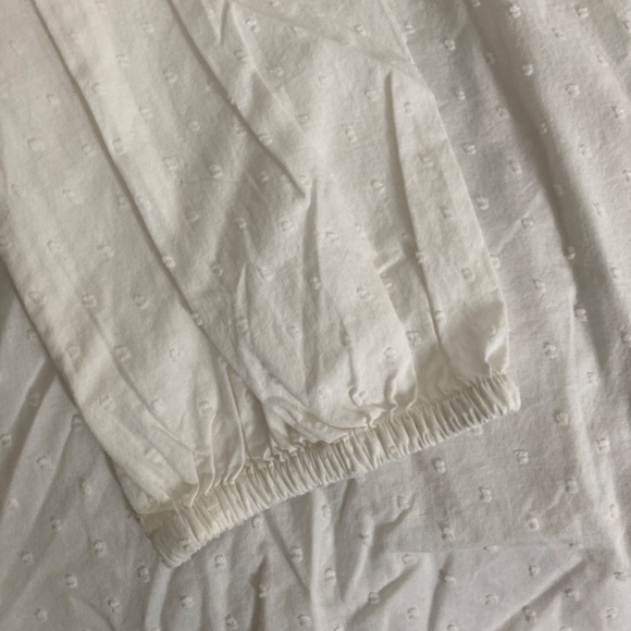 Gap woman’s M tall white dottedswiss look too - Picture 3 of 4